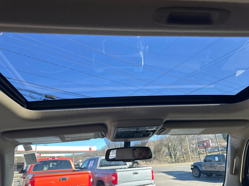 Toyota 4Runner TRD Off Road Premium 4WD (Natl) 2017