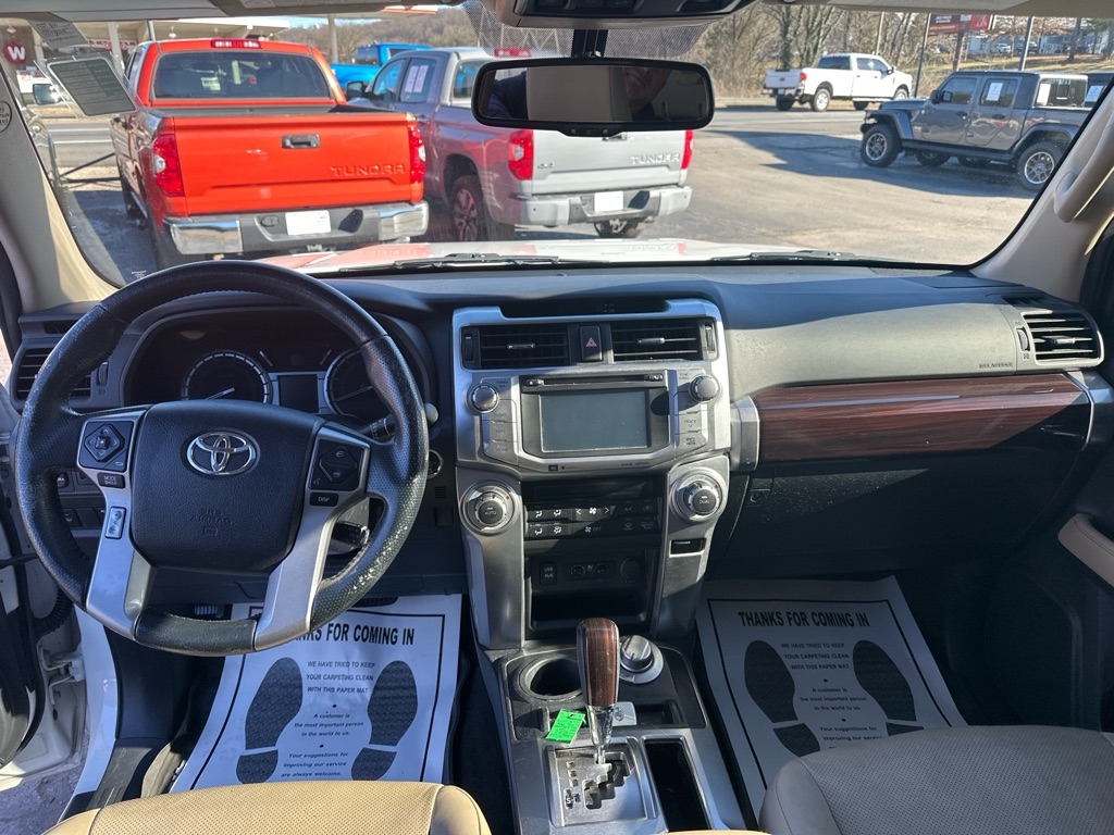 Toyota 4Runner TRD Off Road Premium 4WD (Natl) 2017