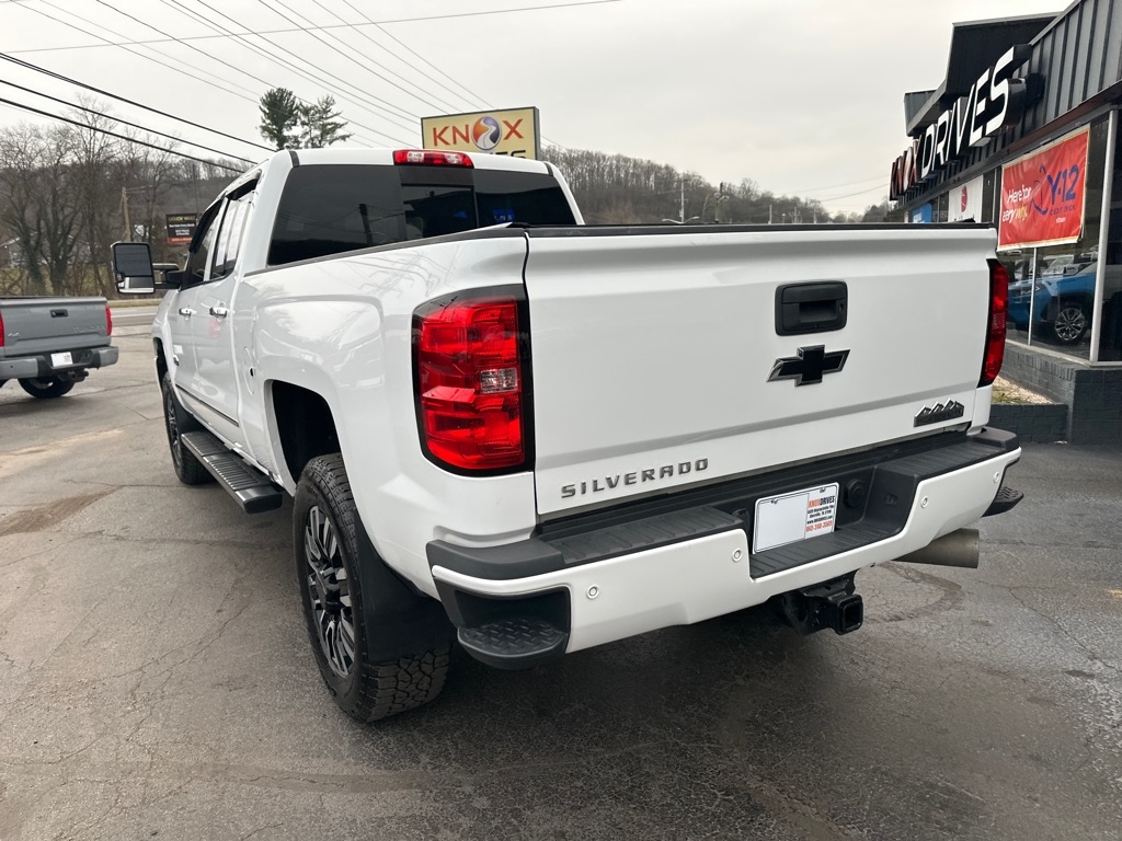 Chevrolet Silverado 3500HD 4WD Crew Cab 153.7" High Country 2016