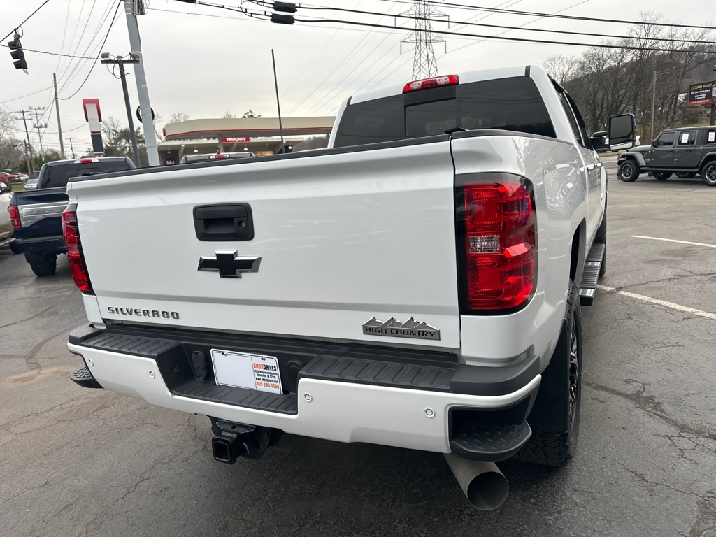 Chevrolet Silverado 3500HD 4WD Crew Cab 153.7" High Country 2016
