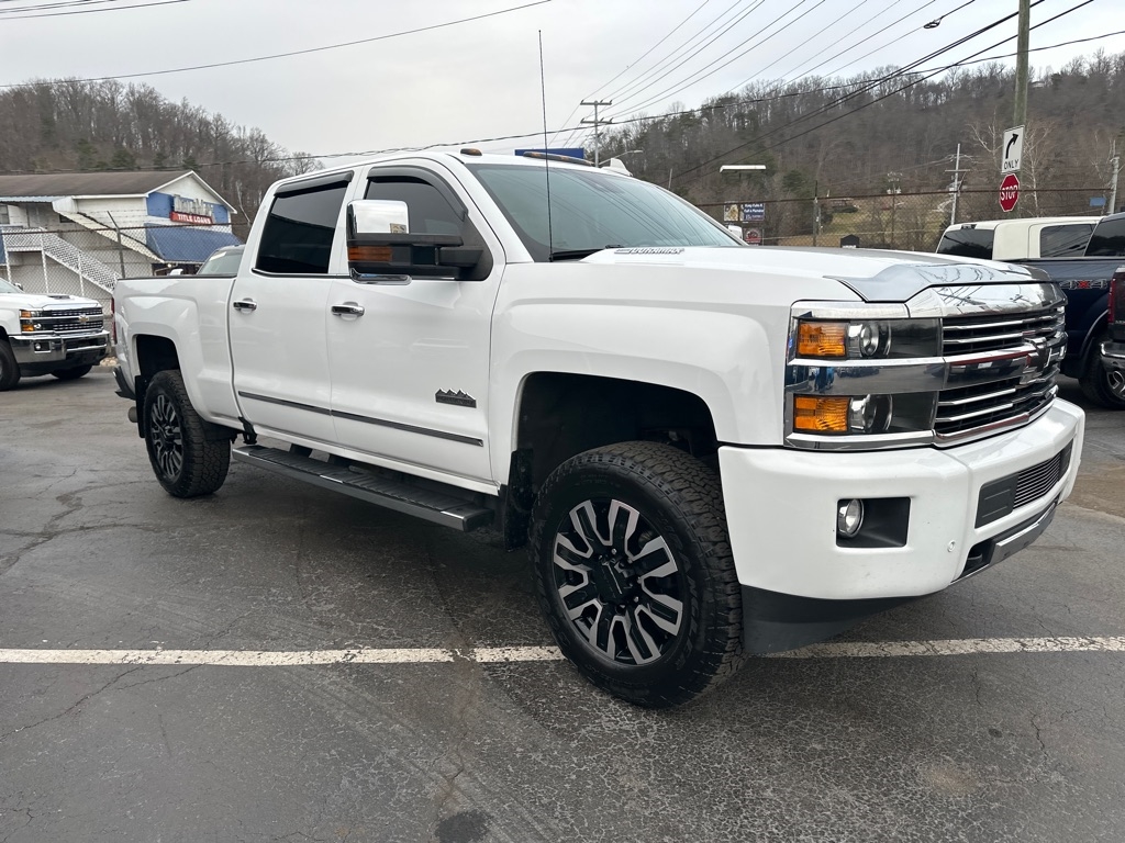 Chevrolet Silverado 3500HD 4WD Crew Cab 153.7" High Country 2016