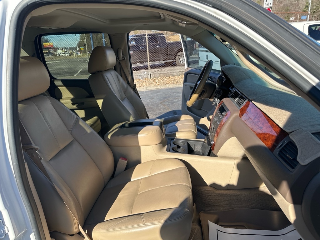 Chevrolet Silverado 1500 4WD Crew Cab 143.5" LTZ 2011