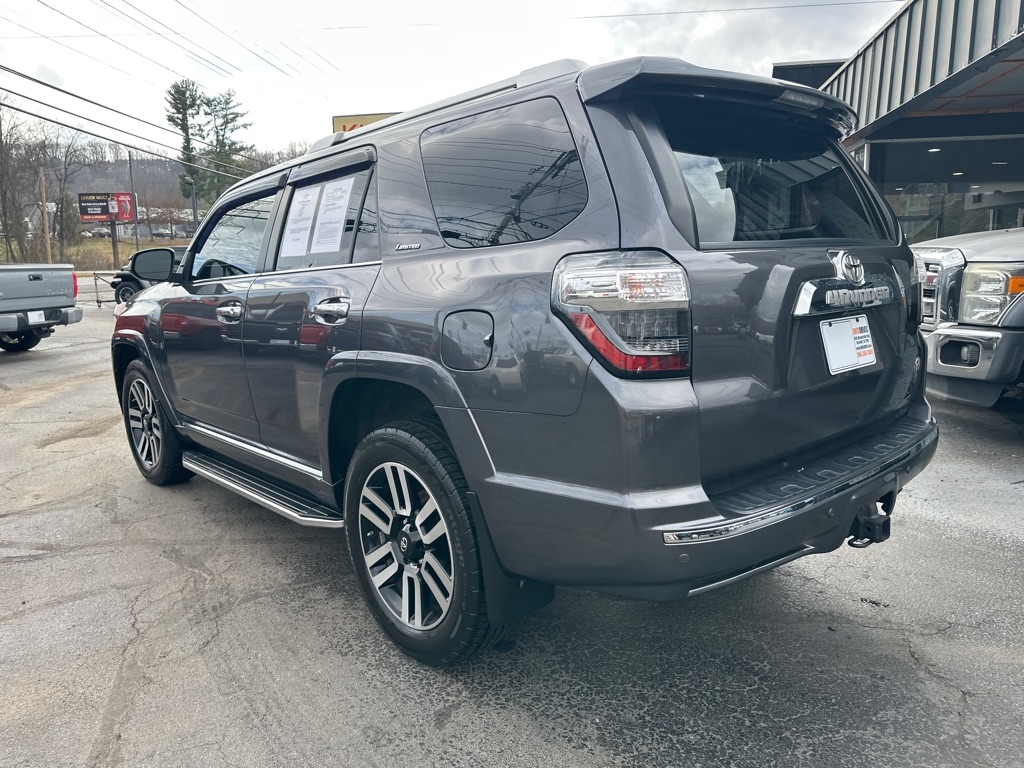 Toyota 4Runner TRD Off Road Premium 4WD (Natl) 2018