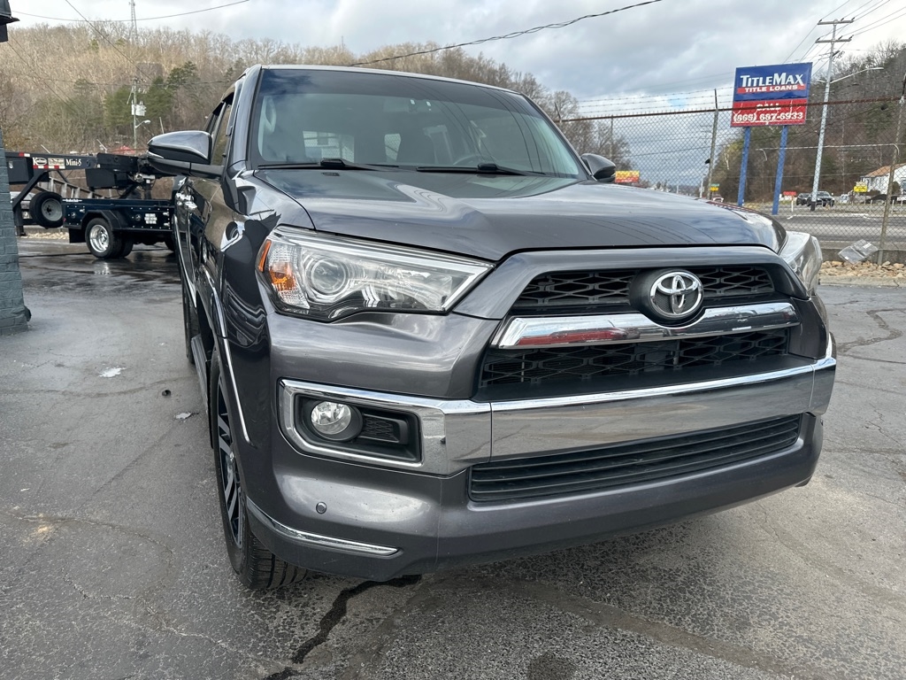 Toyota 4Runner TRD Off Road Premium 4WD (Natl) 2018