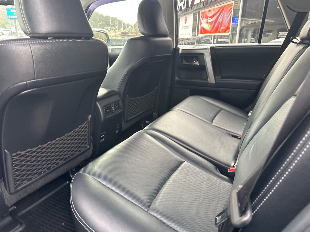 Toyota 4Runner TRD Off Road Premium 4WD (Natl) 2018