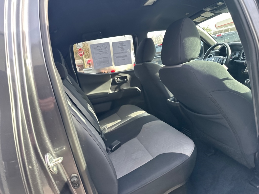 Toyota Tacoma 4WD TRD Off Road Double Cab 6' Bed V6 AT (Natl) 2020