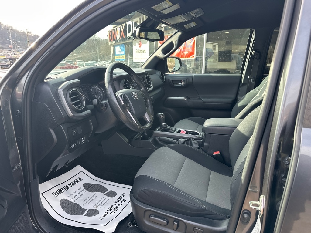 Toyota Tacoma 4WD TRD Off Road Double Cab 6' Bed V6 AT (Natl) 2020