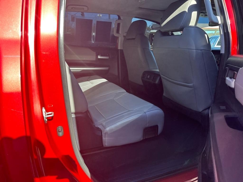 Toyota Tundra 4WD Truck CrewMax 5.7L FFV V8 6-Spd AT LTD (Natl) 2014