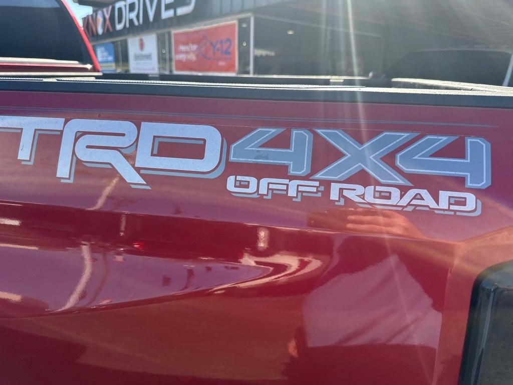 Toyota Tundra 4WD Truck CrewMax 5.7L FFV V8 6-Spd AT LTD (Natl) 2014