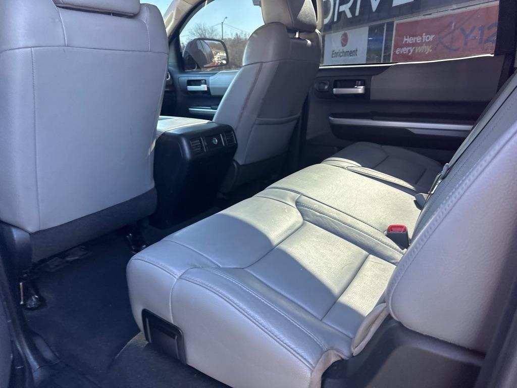 Toyota Tundra 4WD Truck CrewMax 5.7L FFV V8 6-Spd AT LTD (Natl) 2014