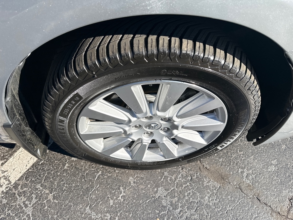 Toyota Sienna Limited Premium AWD 7-Passenger (Natl) 2017