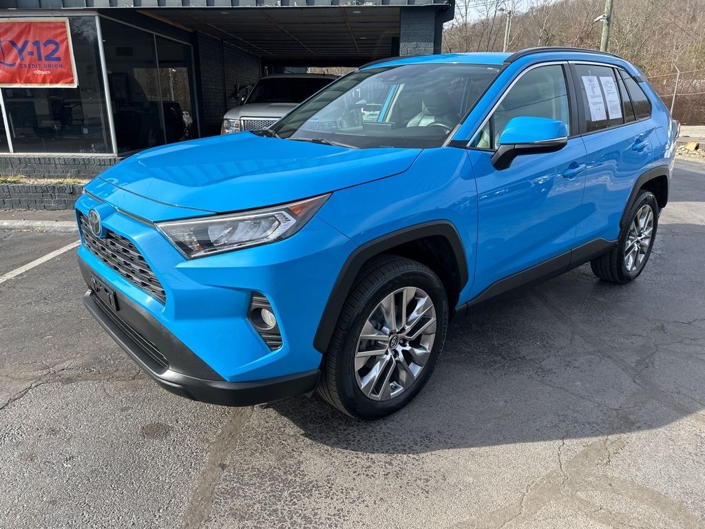 Toyota RAV4 XLE Premium AWD (Natl) 2019