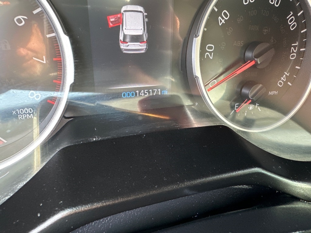 Toyota RAV4 XLE Premium AWD (Natl) 2019