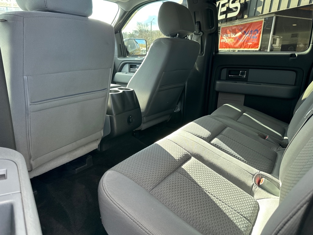 Ford F-150 4WD SuperCrew 145" Platinum 2013