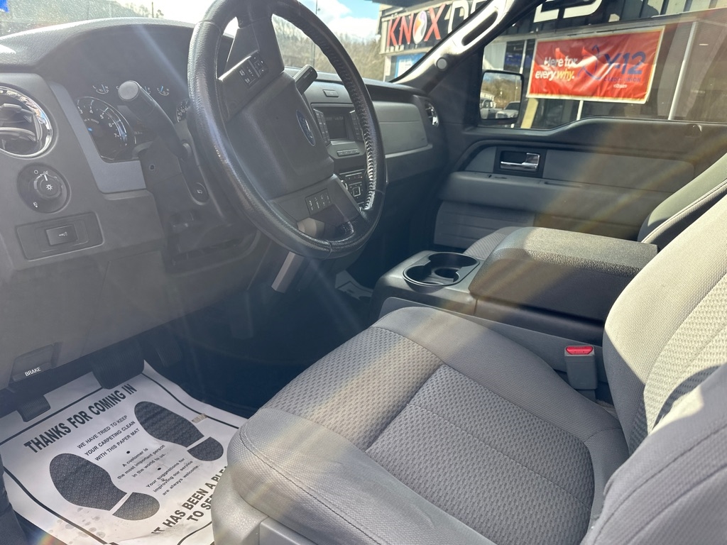 Ford F-150 4WD SuperCrew 145" Platinum 2013