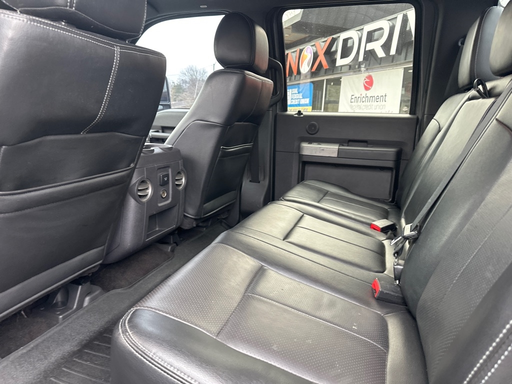 Ford Super Duty F-350 SRW 4WD Crew Cab 156" King Ranch 2015