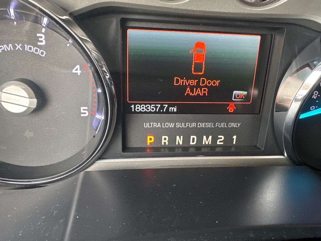 Ford Super Duty F-350 SRW 4WD Crew Cab 156" King Ranch 2015