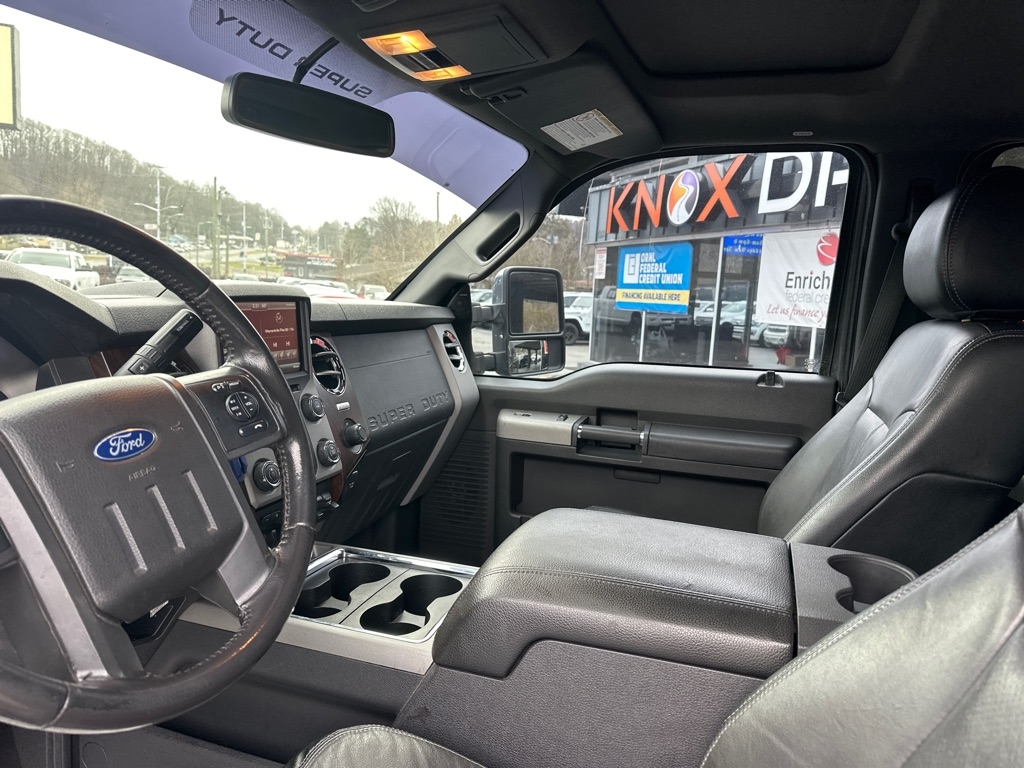 Ford Super Duty F-350 SRW 4WD Crew Cab 156" King Ranch 2015