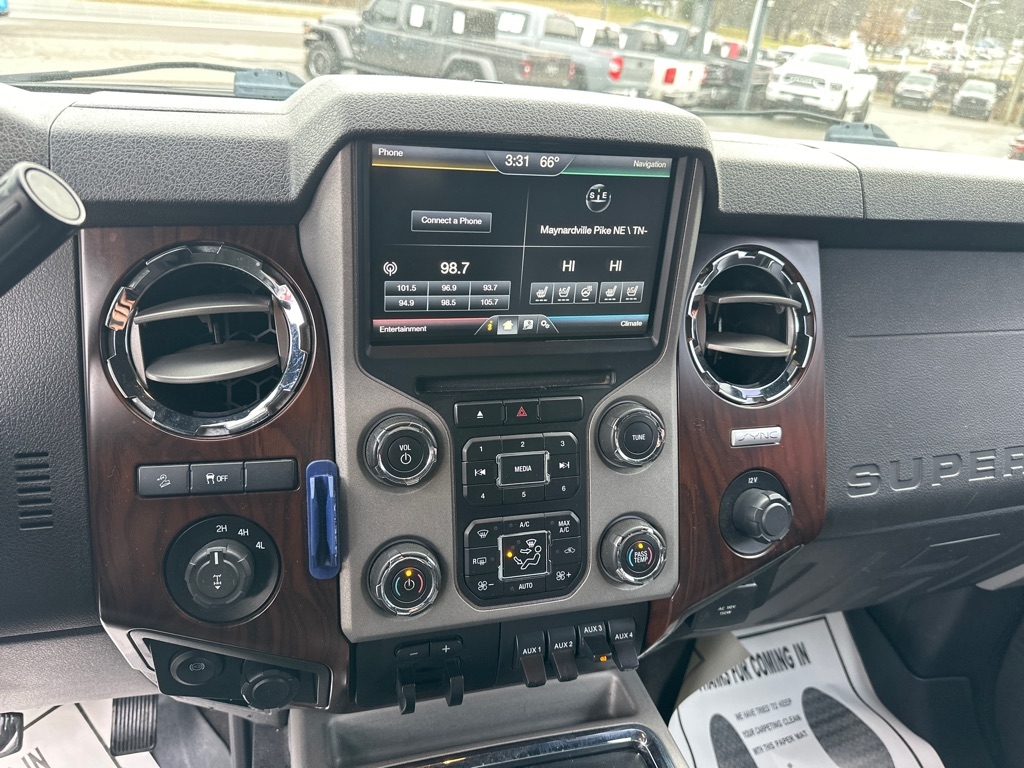 Ford Super Duty F-350 SRW 4WD Crew Cab 156" King Ranch 2015