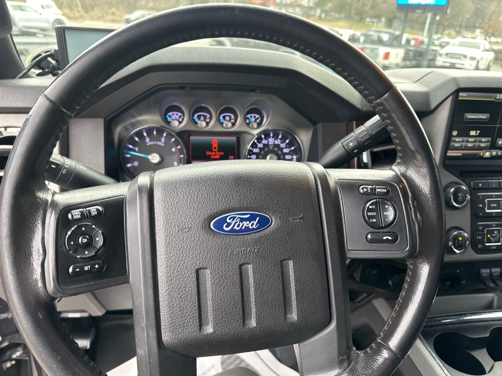 Ford Super Duty F-350 SRW 4WD Crew Cab 156" King Ranch 2015