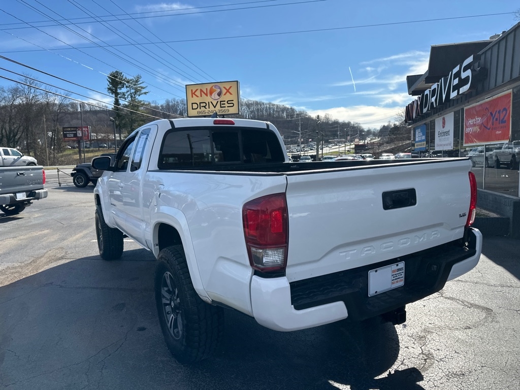 Toyota Tacoma TRD Off Road Access Cab 6' Bed V6 4x4 AT (Natl) 2017