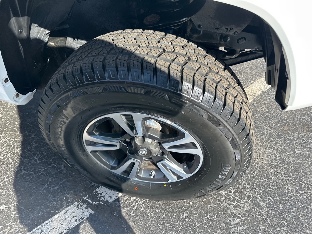 Toyota Tacoma TRD Off Road Access Cab 6' Bed V6 4x4 AT (Natl) 2017