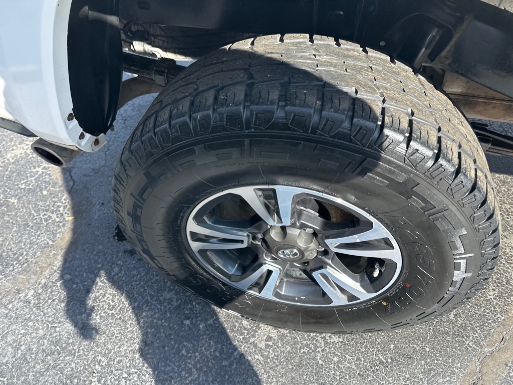 Toyota Tacoma TRD Off Road Access Cab 6' Bed V6 4x4 AT (Natl) 2017