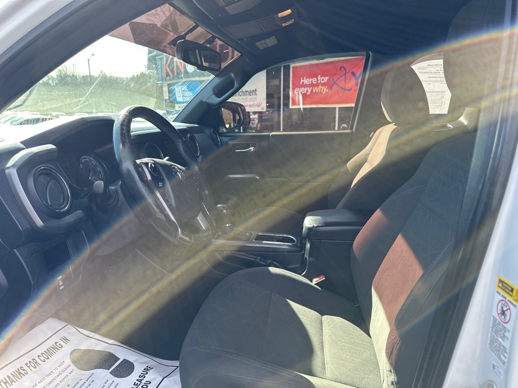 Toyota Tacoma TRD Off Road Access Cab 6' Bed V6 4x4 AT (Natl) 2017