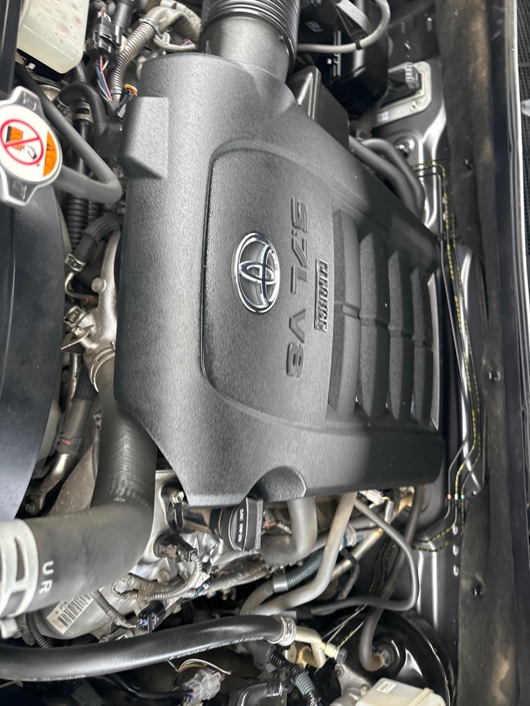 Toyota Tundra 4WD 1794 Edition CrewMax 5.5' Bed 5.7L FFV (Natl) 2018