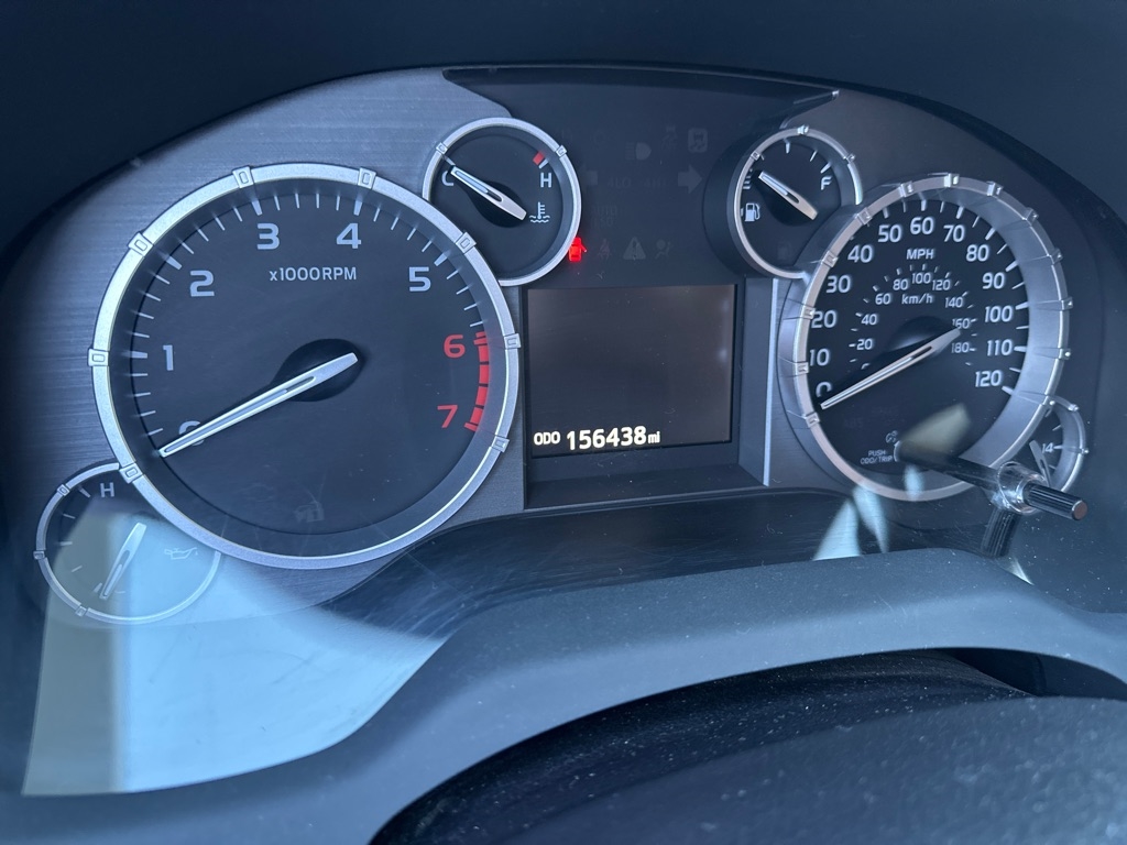 Toyota Tundra 4WD Truck CrewMax 5.7L V8 6-Spd AT Platinum (Natl) 2016