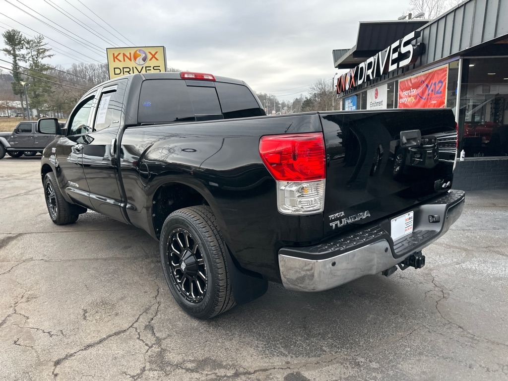 Toyota Tundra 4WD Truck Dbl 5.7L FFV V8 6-Spd AT LTD (Natl) 2010