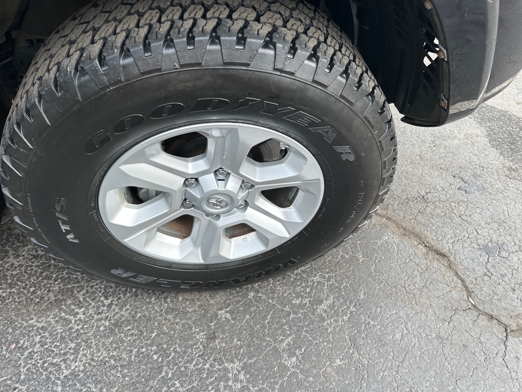 Toyota 4Runner 4WD 4dr V6 Trail Premium (Natl) 2016