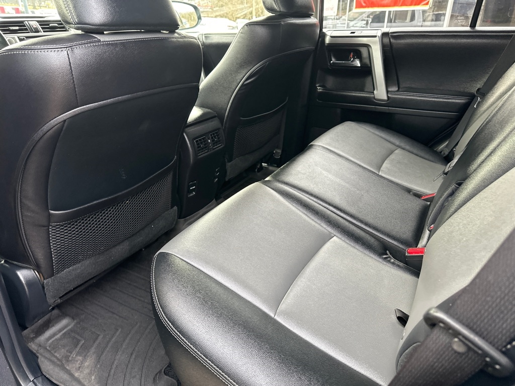 Toyota 4Runner 4WD 4dr V6 Trail Premium (Natl) 2016