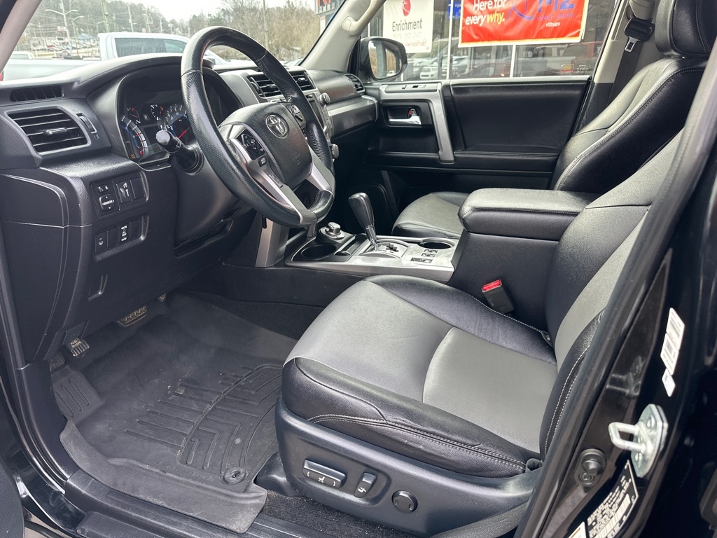 Toyota 4Runner 4WD 4dr V6 Trail Premium (Natl) 2016