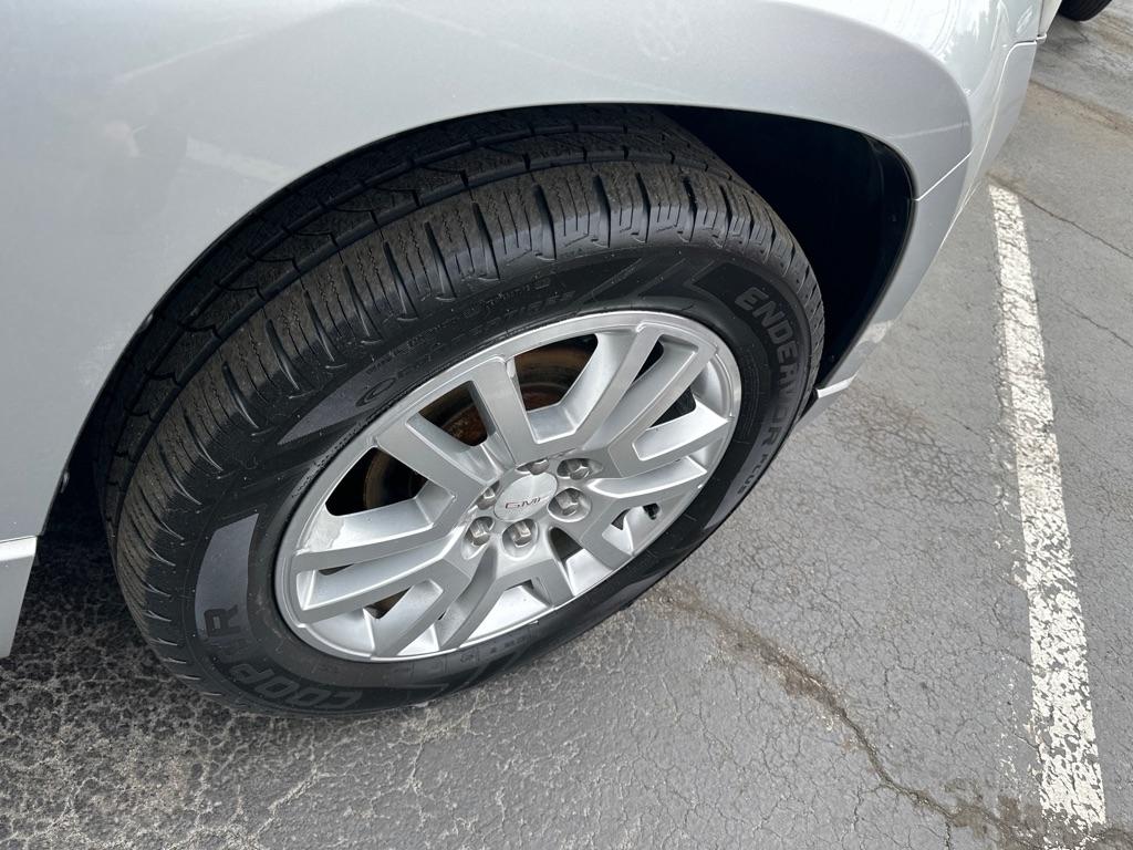 GMC Acadia AWD 4dr Denali 2015