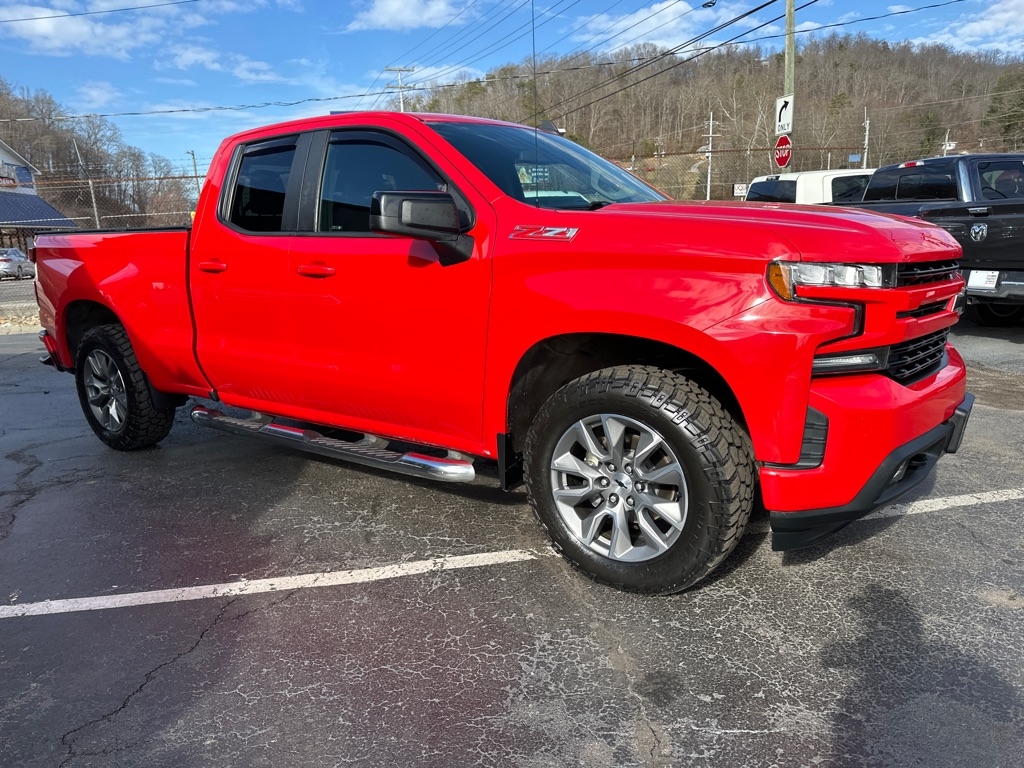 Chevrolet Silverado 1500 4WD Double Cab 147" RST 2020