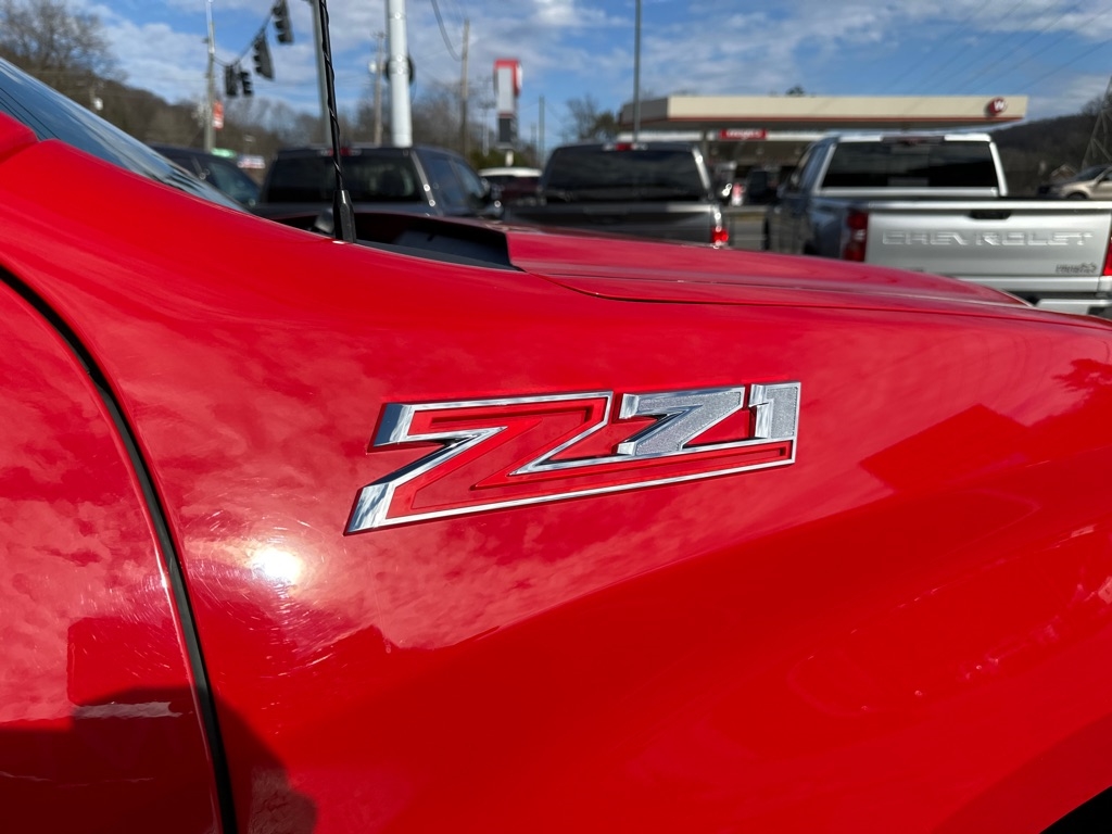 Chevrolet Silverado 1500 4WD Double Cab 147" RST 2020