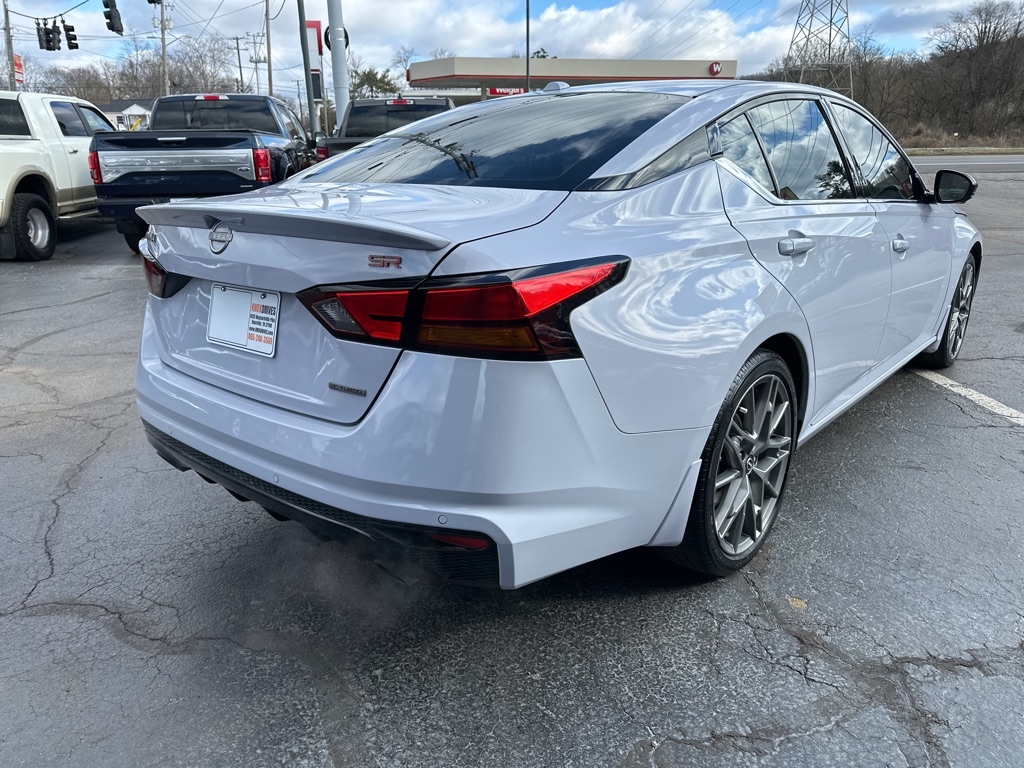 Nissan Altima 2.0 SR Sedan 2024