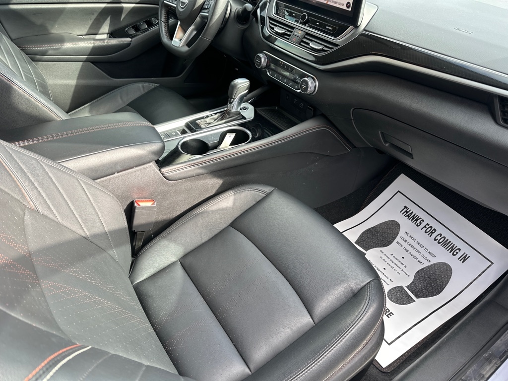 Nissan Altima 2.0 SR Sedan 2024