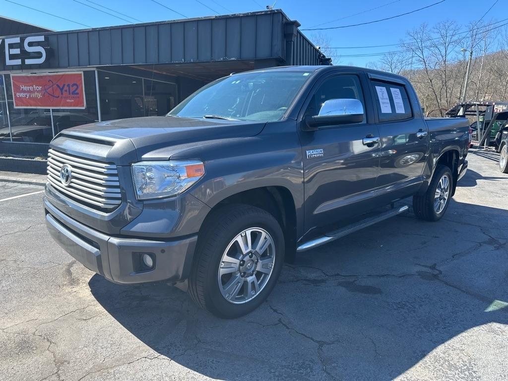 Toyota Tundra 4WD Truck CrewMax 5.7L V8 6-Spd AT Platinum (Natl) 2016