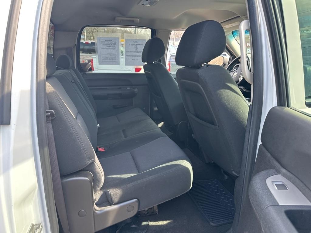 Chevrolet Silverado 1500 4WD Crew Cab 143.5" LT 2013