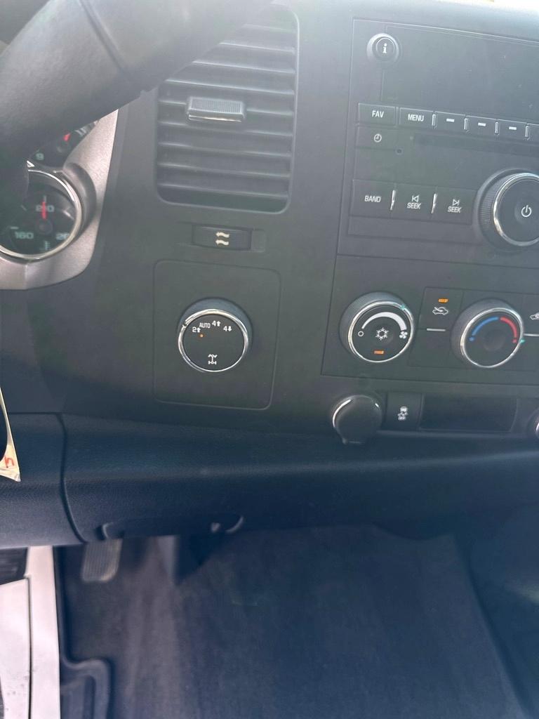 Chevrolet Silverado 1500 4WD Crew Cab 143.5" LT 2013