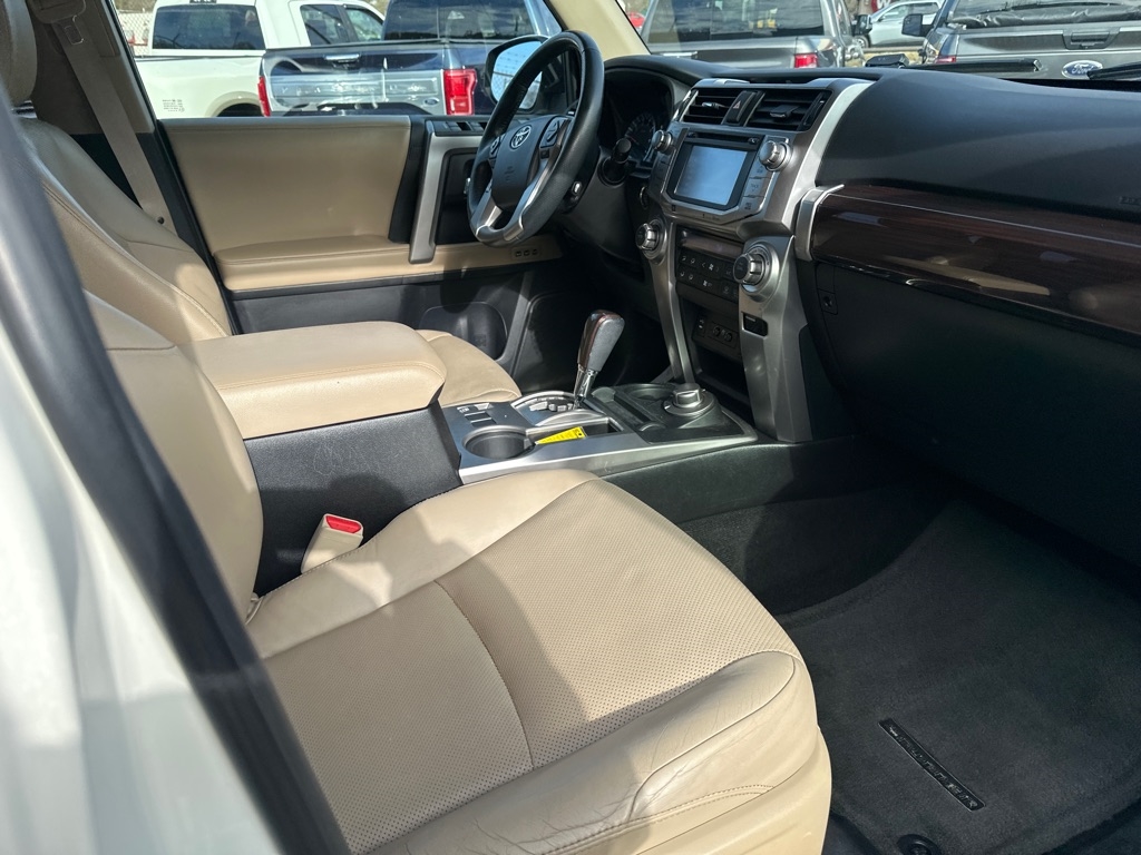 Toyota 4Runner 4WD 4dr V6 Trail Premium (Natl) 2014