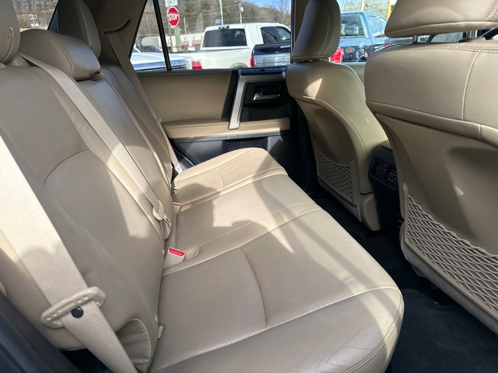 Toyota 4Runner 4WD 4dr V6 Trail Premium (Natl) 2014