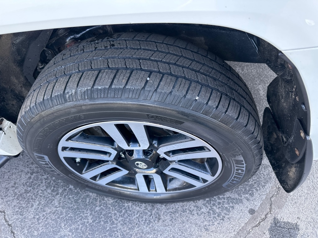 Toyota 4Runner 4WD 4dr V6 Trail Premium (Natl) 2014