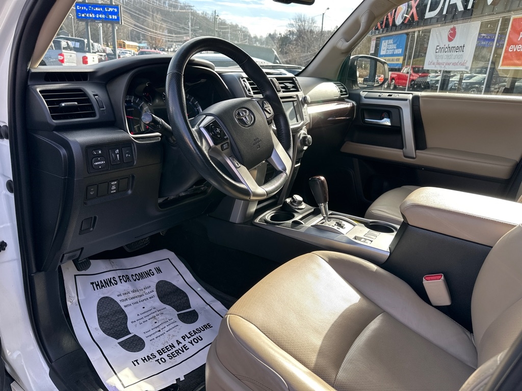 Toyota 4Runner 4WD 4dr V6 Trail Premium (Natl) 2014