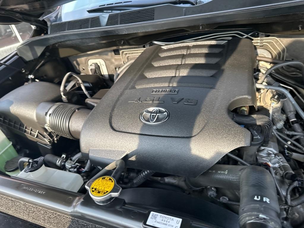 Toyota Tundra 4WD SR5 Double Cab 6.5' Bed 4.6L (Natl) 2017