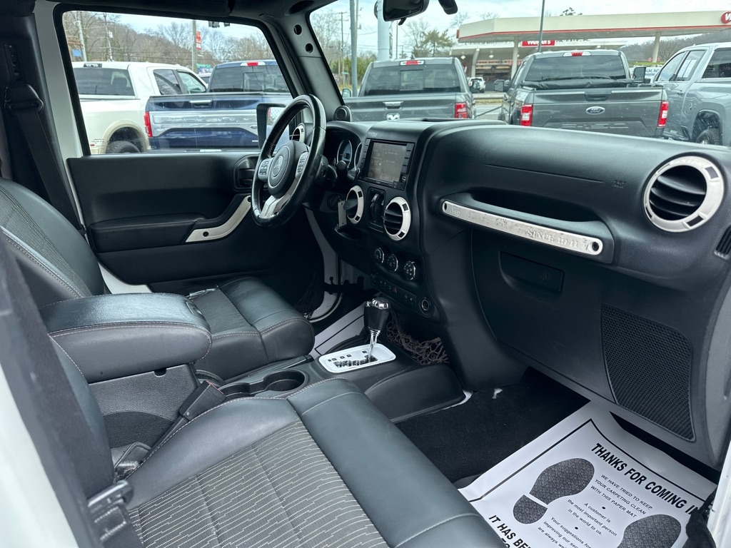 Jeep Wrangler Unlimited 4WD 4dr Arctic *Ltd Avail* 2012