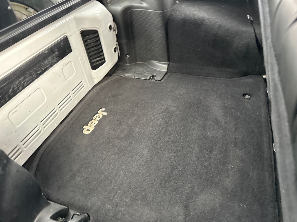 Jeep Wrangler Unlimited 4WD 4dr Arctic *Ltd Avail* 2012