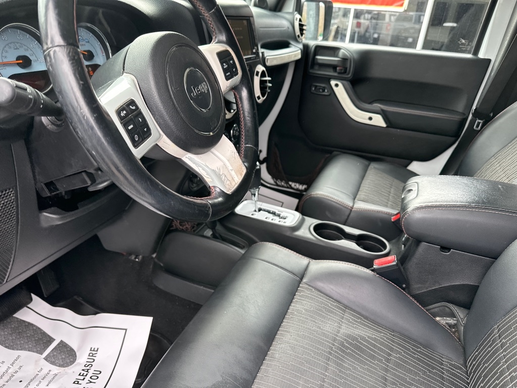 Jeep Wrangler Unlimited 4WD 4dr Arctic *Ltd Avail* 2012